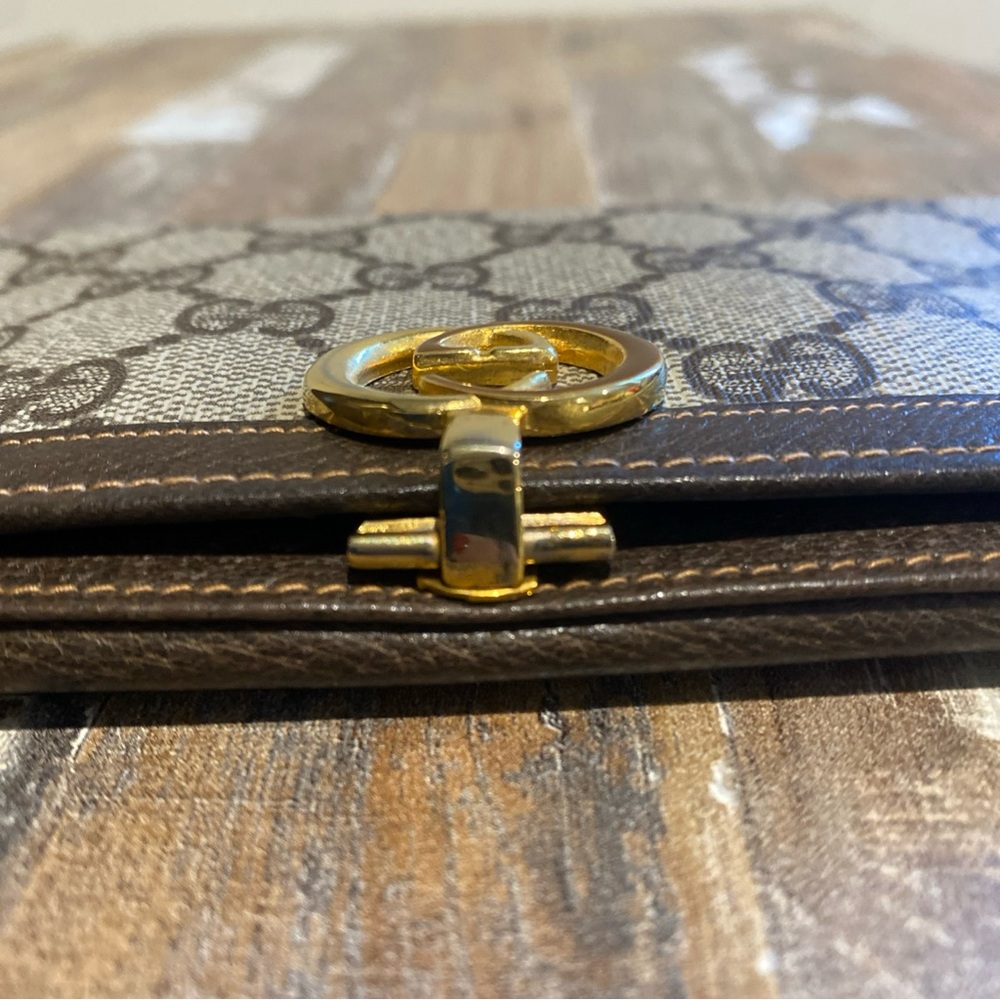 Gucci Beige/Brown GG Supreme Continental Wallet with Gold Hardware - Picture 15 of 16